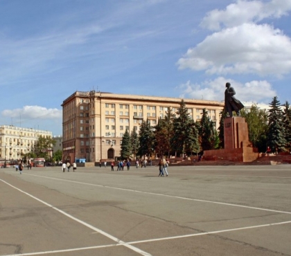 На площади Революции в Челябинске впервые за 15 лет поменяют асфальт