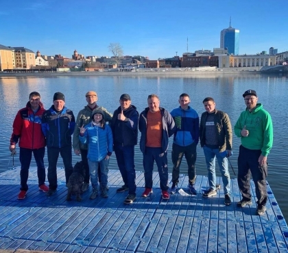 Сезон «плавательных прогулок» открыт: в центре Челябинске установили стацию сапбординга