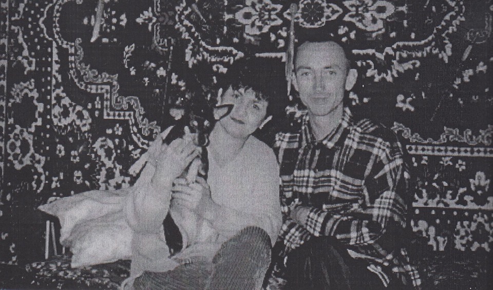 Сергей и Лилия Молодовы в своей квартире в Волгодонске