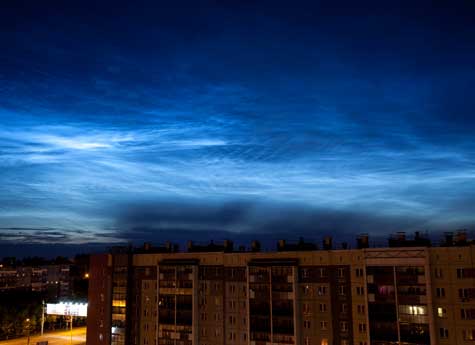 В Челябинске открыли сезон "охоты" на светящиеся облака в ночном небе 