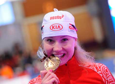 Ольга Фаткулина завоевала золото на Кубке мира по конькобежному спорту