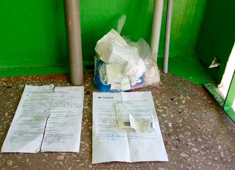 Не побрезговал ради чистоты: житель Магнитогорска, порывшись в мусорном мешке, вычислил непорядочного соседа 