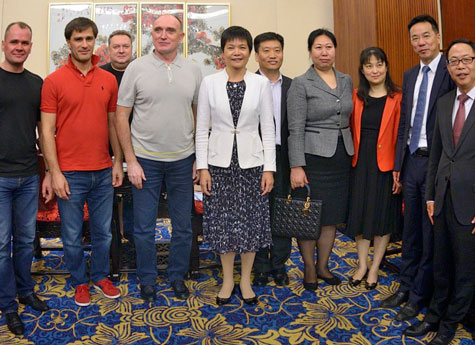 Встреча челябинской делегации и представителей китайской корпорации CAMC прошла в стиле кэжуал 