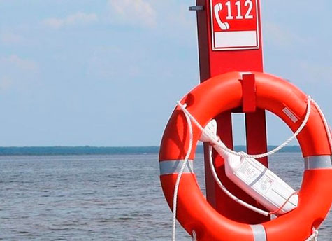 В Челябинске спасли ребенка, которого в лодке унесло на середину озера