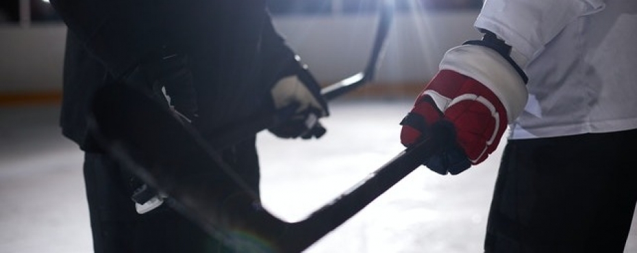 Вырастут новые «Кузнецовы»: в Челябинске строят хоккейные коробки, где дети смогут тренироваться со звездами «Трактора»