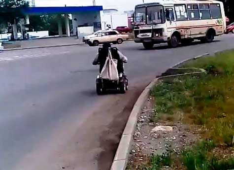 Благодаря видео в соцсетях челябинский инвалид добился прокурорской проверки дорог на доступность 