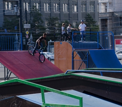 Челябинск готовится к соревнованиям по скейтбордингу и ВМХ