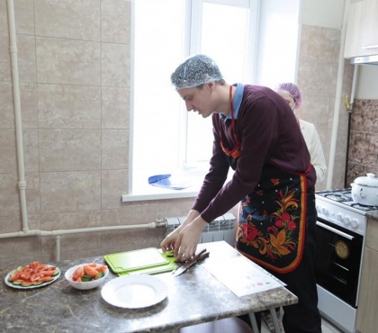 Учим самостоятельности: в Челябинске открылась тренировочная квартира для людей с ментальными нарушениями