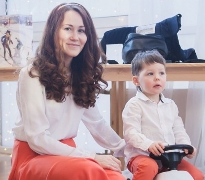 Сыграть могут 80 тысяч детей: мама из Челябинска создала новогодний квест, который запускается через Яндекс.Алису