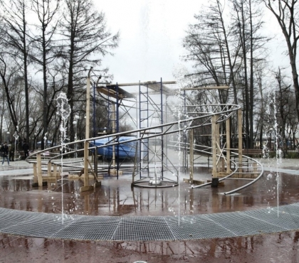 В Челябинске появился космопарк с фонтаном и скульптурой Валентины Терешковой