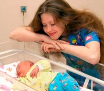 Правительство Челябинской области напоминает о приеме документов на пособие за первого ребенка