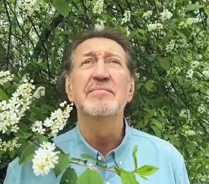 Олег Митяев записал клип на песню, посвященную челябинскому монастырю