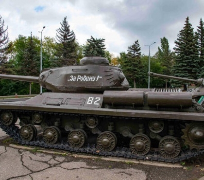 В челябинский Сад Победы привезут танк из Заполярья