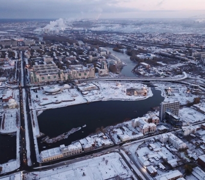 Зима уже здесь: 20 снимков заснеженного Челябинска из соцсетей