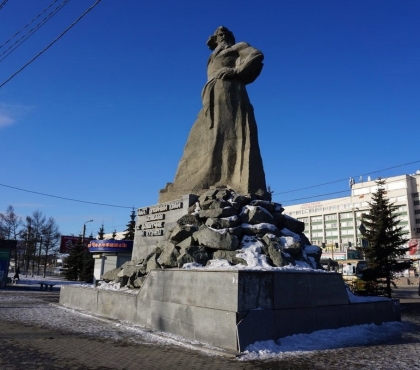 Ждём тепла и приступаем: в Челябинске начнут реставрировать памятник «Сказ об Урале»