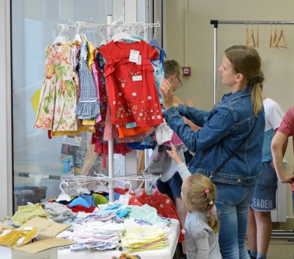 Барахолка для мам: в Челябинске организуют мини-рынок для продажи ненужных детских вещей