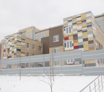 В Челябинске открыли детский сад на 200 мест с собственной метеостанцией