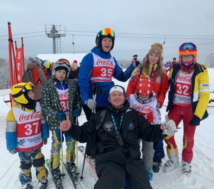 Дети-инвалиды из Челябинской области завоевали 13 медалей на специальной олимпиаде по горным лыжам