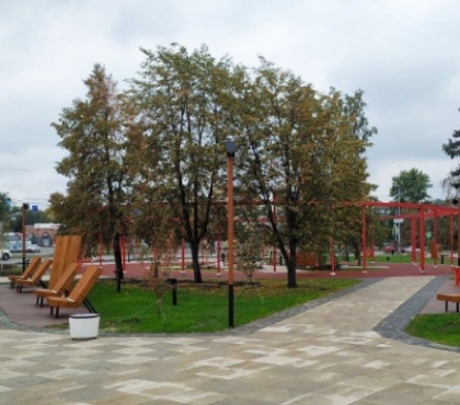 Сквер возле «Юности» в Челябинске готовят к открытию