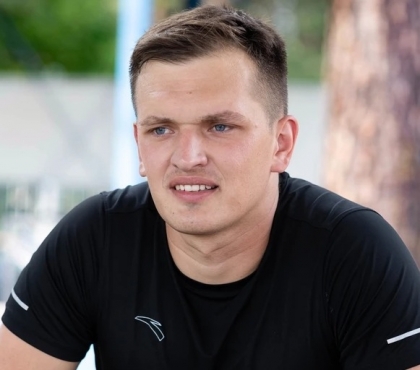 Ветеран СВО из Челябинска, закрывший товарищей от дрона, пробежал 10 марафонов на протезе и может войти в сборную России