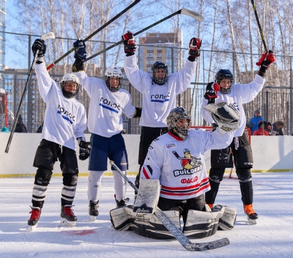 На выходных в Челябинске прошел хоккейный турнир «Голос Поколений»