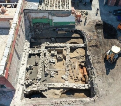 Посуда, украшения и постройки: на раскопках в центре Челябинска нашли предметы бронзового века
