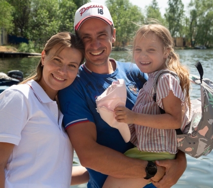 Вся семья на одной волне: чемпион мира по гребле вместе с женой переехал в Челябинск, чтобы тренировать детей