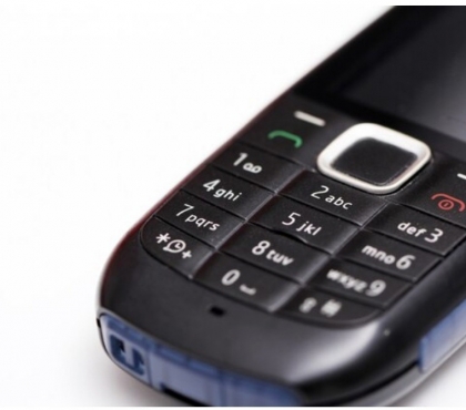 Южноуральцам предложили новые модели современных кнопочных телефонов