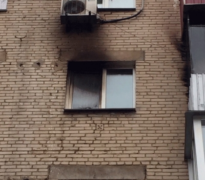 В Челябинске двое мужчин вытащили соседку из горящей квартиры