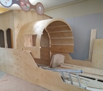 Сауна или Ноев ковчег: деревянная конструкция в детской поликлинике заинтересовала мам