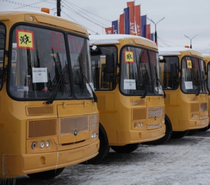По муниципалитетам Челябинской области отправились новые школьные автобусы