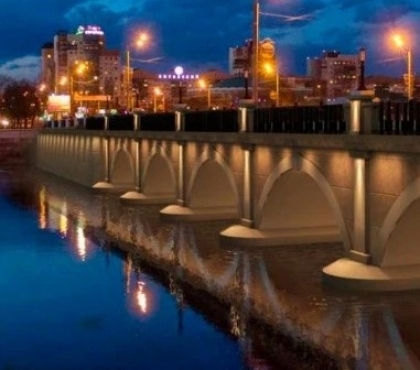 На мостах в центре Челябинска установят архитектурную подсветку