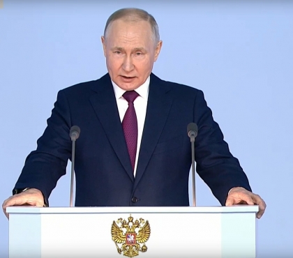 Будем учиться по шесть лет: Путин анонсировал реформу высшего образования в России