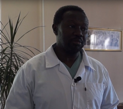 Переманили на Южный Урал: врач из Судана возглавил отделение хирургии в верхнеуральской больнице