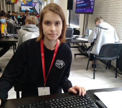 ЕГЭ на 300 баллов: школьница из Челябинска, победившая на международной олимпиаде по информатике, сдала экзамены