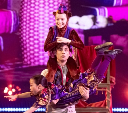 Маленькая челябинская танцовщица изобразила мартышку из Аладдина в шоу «ТАНЦЫ» на ТНТ