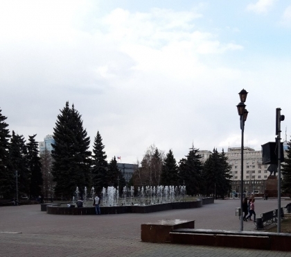 В Челябинске на площади Революции 