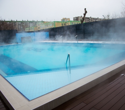 Сауны, хаммам и бассейн прямо на улице: в Ленинском районе Челябинска открыли новый термальный комплекс