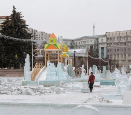 Главный ледовый городок в центре Челябинска откроют вечером 27 декабря