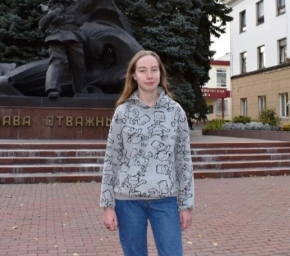 Девушку из Челябинска, которая поймала выпавшего из окна ребенка, наградят медалью «За проявленное мужество»