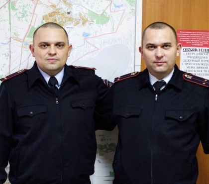 Братья из Челябинской области присоединились к флешмобу близнецов-полицейских