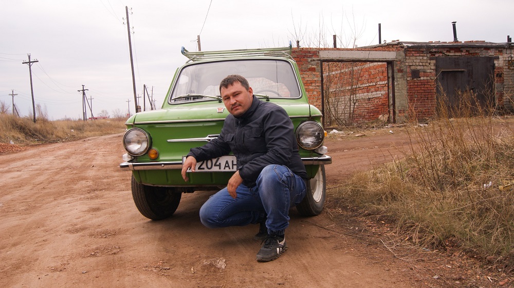 Максим Шерстнёв - фанат отечественных ретро-автомобилей 