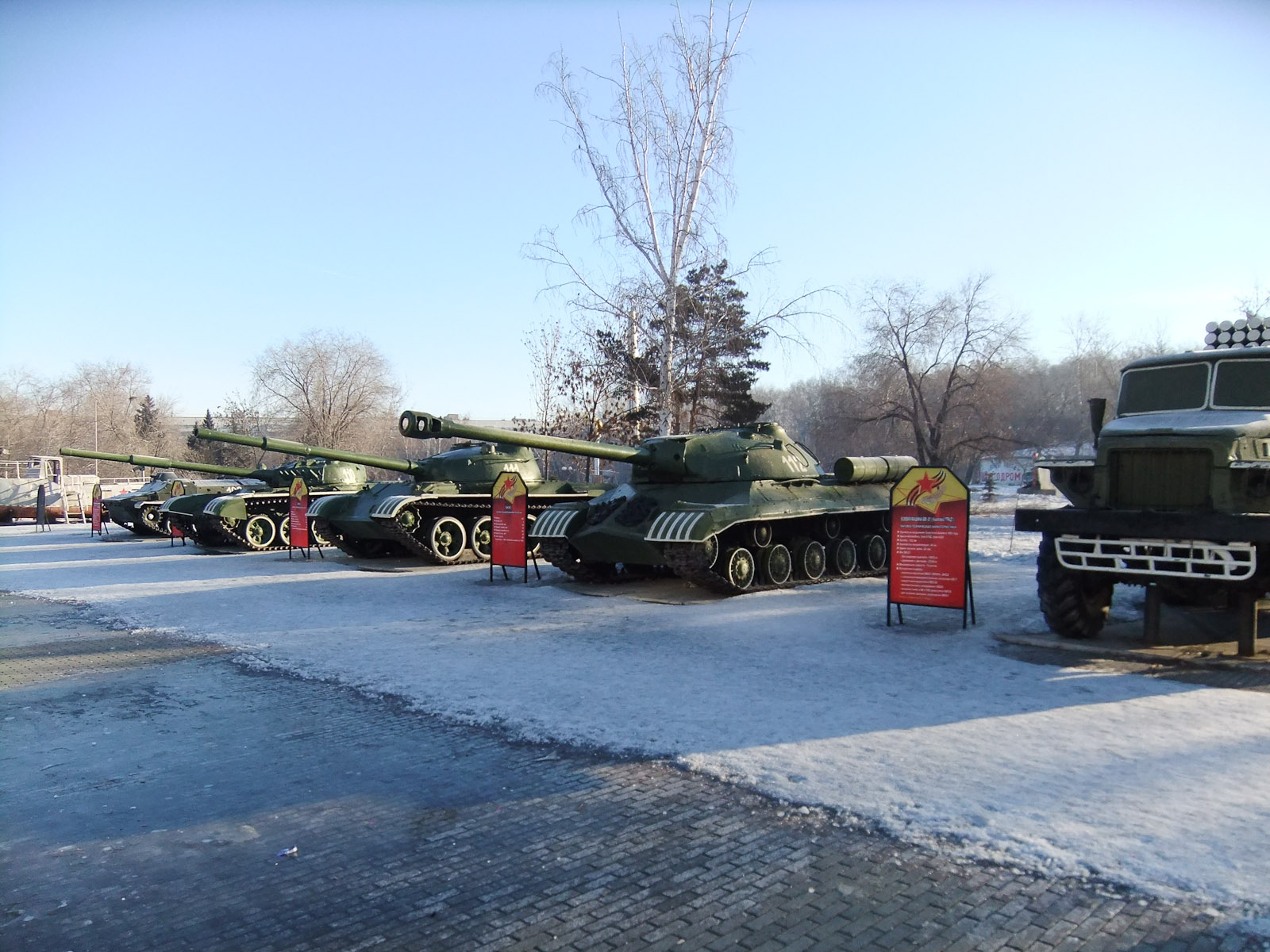 парк победы танки